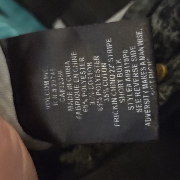 Men's Volcom Shorts - Picture 3 of 9